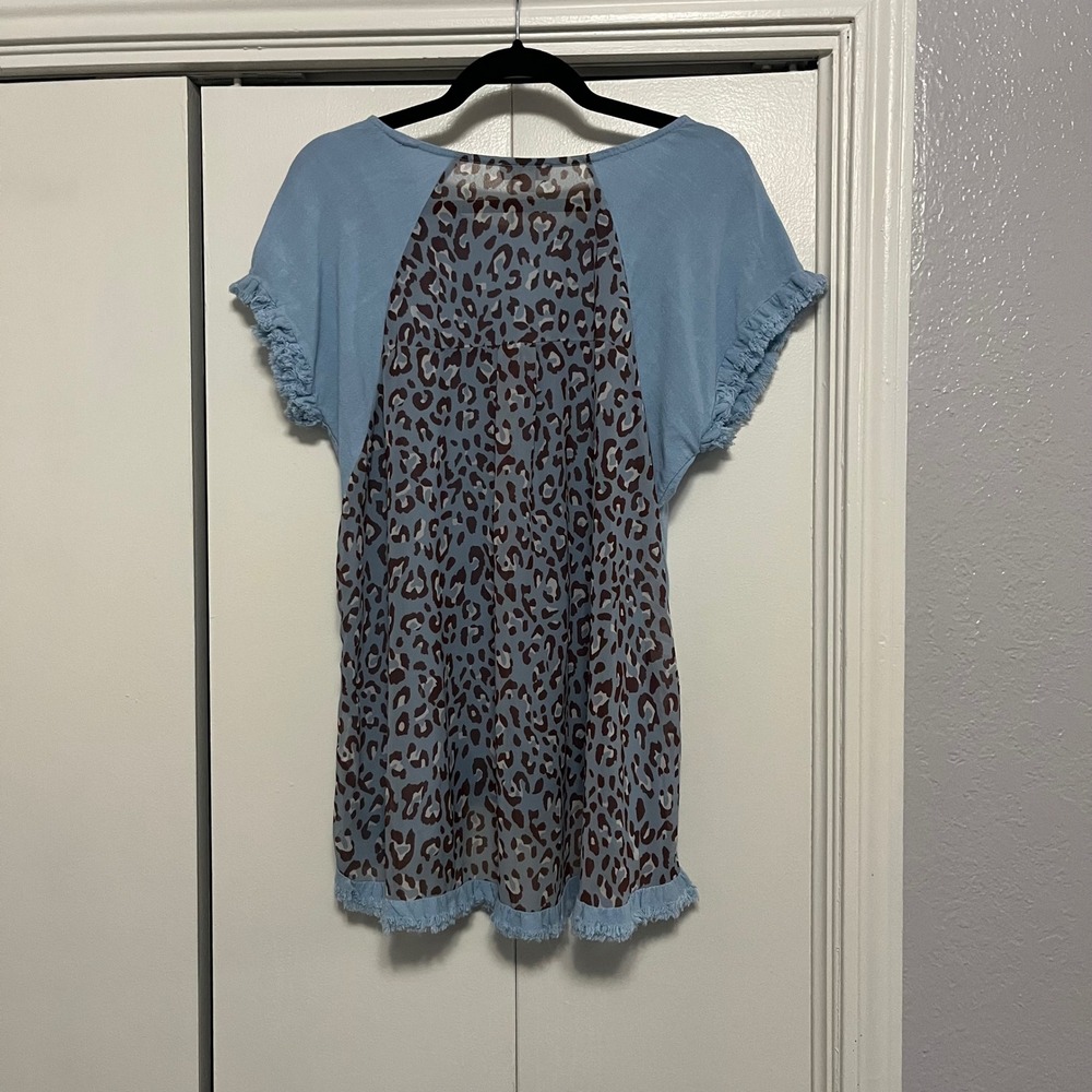 Umgee Women's Blue Leopard Print Frayed Hem Short Sleeve‎ Dress Top
